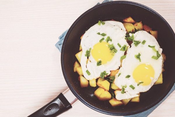 when can babies eat eggs?
