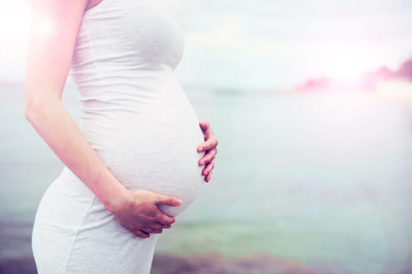 when do you start showing when pregnant